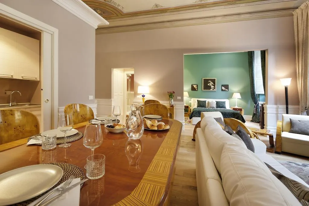 *** Alojamento de Acomodação e Pequeno-almoço La Maison Du Sage Florença Itália