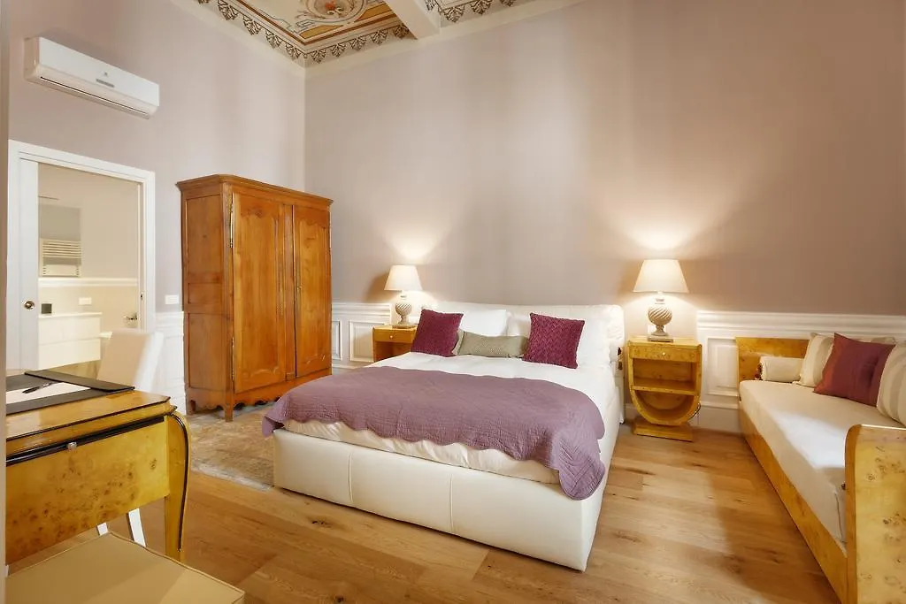 *** Bed & Breakfast La Maison Du Sage Florence Italy