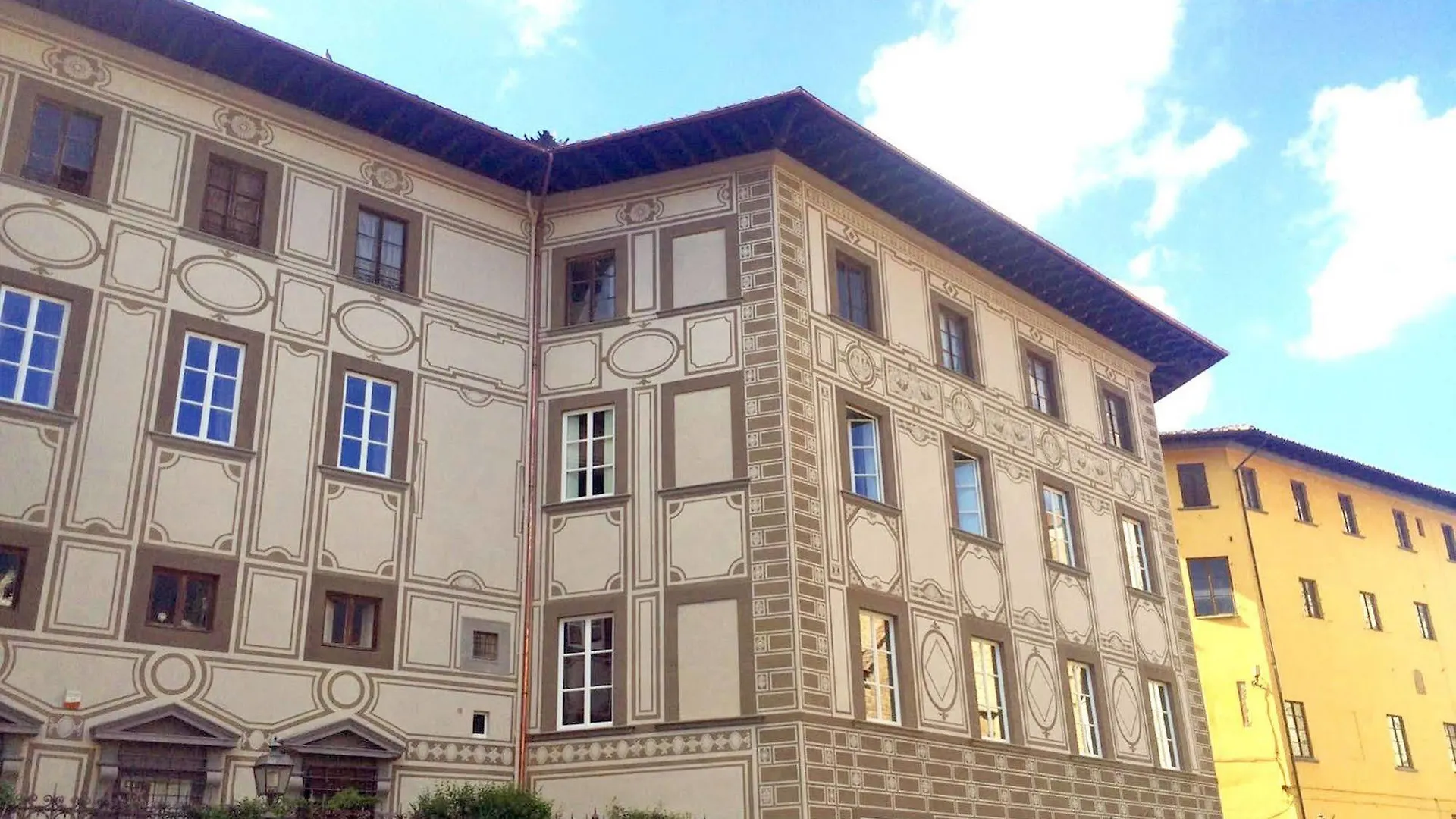 La Maison Du Sage Floransa Oda ve Kahvaltı